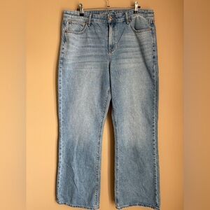 American Eagle 90s Bootcut Jeans